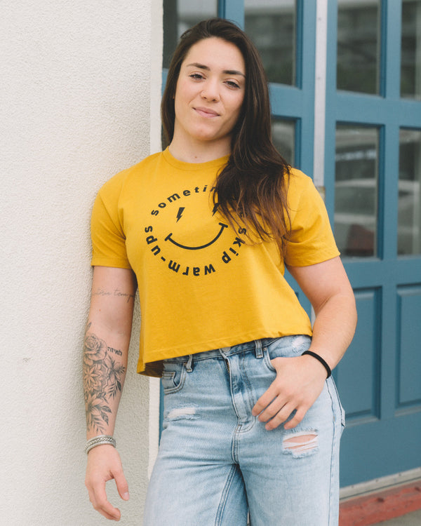 Skip Warm Ups Crop Women's Tee