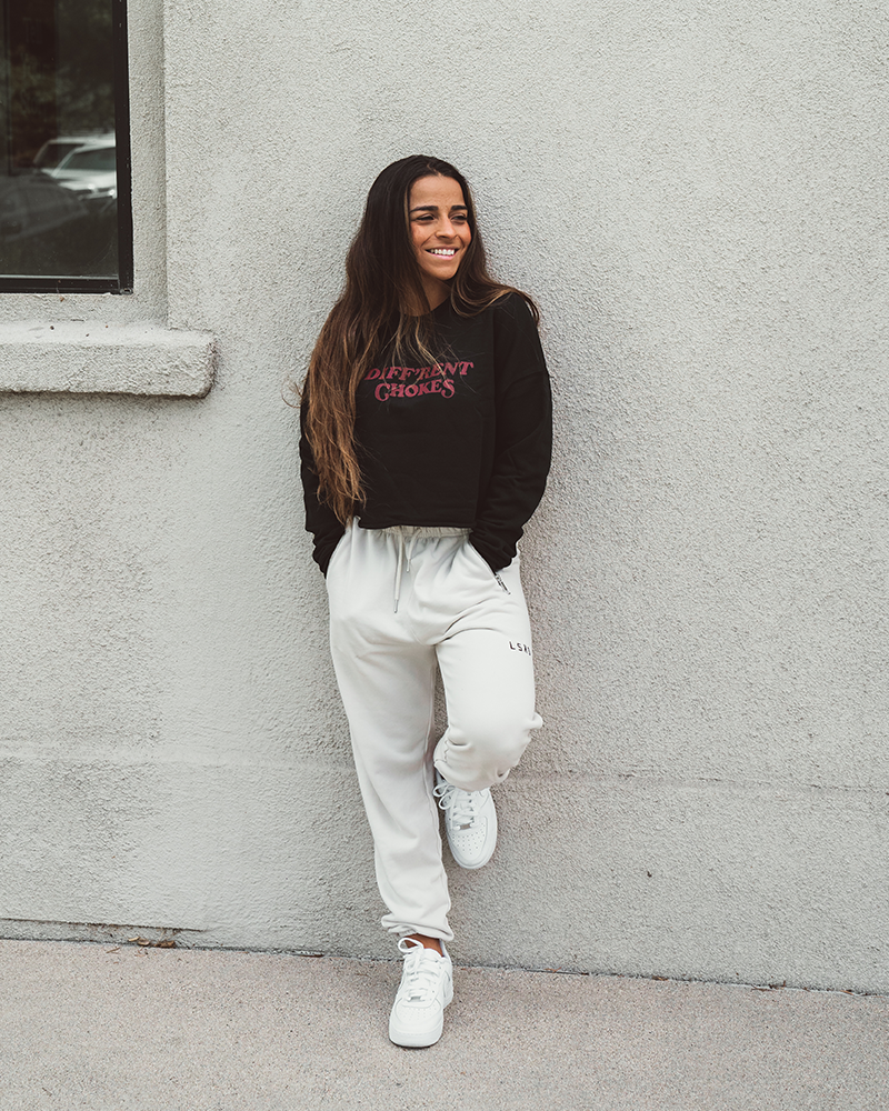 Diff'rent Chokes Women's Crop Crew Neck
