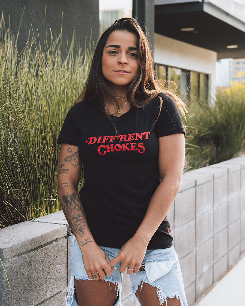 Diff'rent Chokes Women's Tee